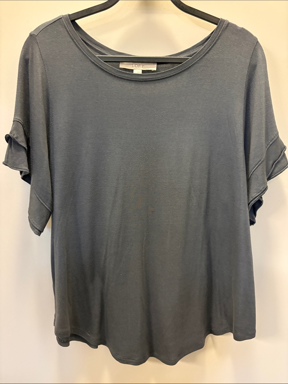 LOFT Short Sleeve Relaxed Dress Tee in Slate, Size L